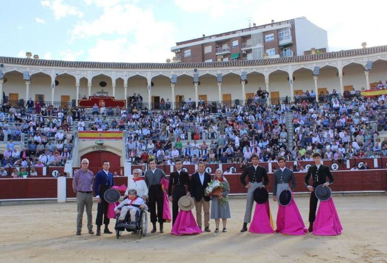 Once orejas en el benéfico del Cotolengo en Albacete y gran faena de Andrés Palacios