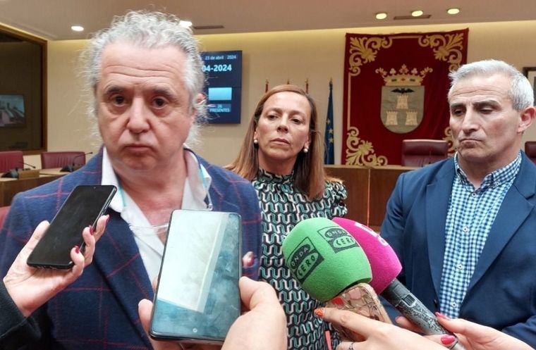 VOX inhabilita a tres de sus concejales en Albacete 'por permitir unos presupuestos que consagran partidas ideológicas' asegura la formación política