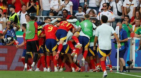 España gana 2-1 a Alemania en la prórroga y llega a semifinales de la Eurocopa