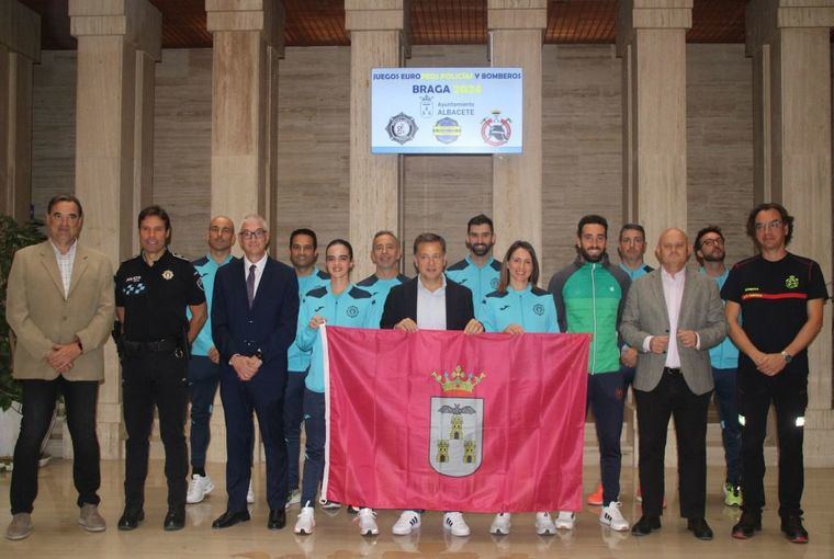 Doce hombres y mujeres participan en los X Juegos Europeos de Policías y Bomberos que representan con orgullo a la ciudad de Albacete