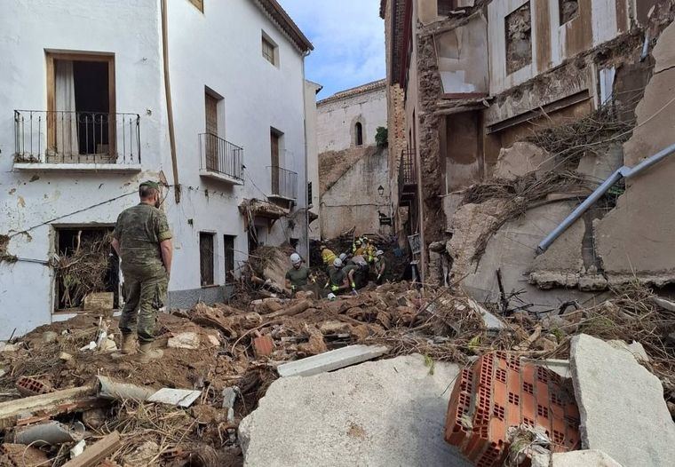 Temporal.- Tres unidades cinológicas trabajan en la localización de las personas desaparecidas en Letur