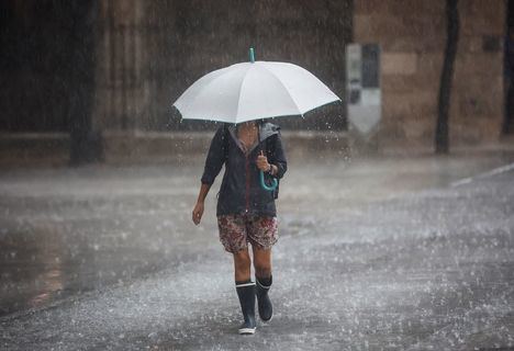 Albacete, Ciudad Real y Cuenca, entre las 14 provincias que tienen activos avisos por lluvias y tormentas