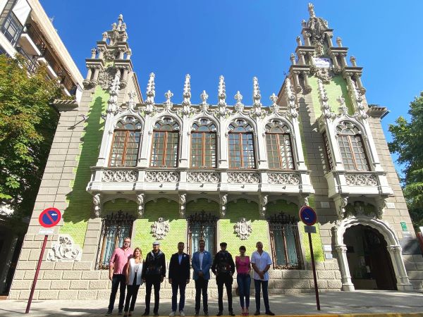 Serrano afirma que el acto del XX aniversario del Museo Municipal de la Cuchillería será un homenaje a los que hicieron posible su creación y a los que contribuyen a su engrandecimiento