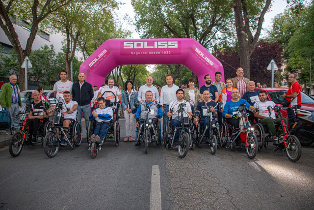 Más de 450 personas corren por la inclusión en la IV Carrera Nocturna de Amiab Albacete ‘Memorial Encarnación Rodríguez’