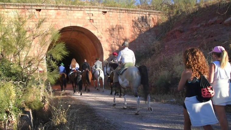 La Diputación de Albacete respalda la 'II Marcha Histórica Vía Verde Sierra de Alcaraz' que, este sábado, tendrá a la localidad de Bienservida como gran protagonista