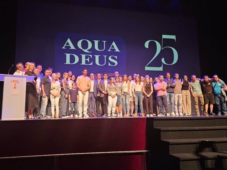 Aquadeus celebra en El Robledo su 25 aniversario unida al deporte