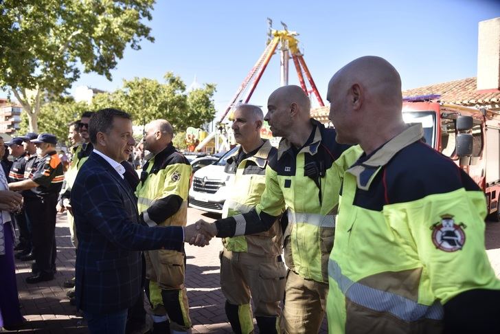 Serrano agradece a los hombres y mujeres que conforman el dispositivo especial de seguridad de la Feria el trabajo incansable que realizan para que “todo pueda suceder con orden en Albacete”